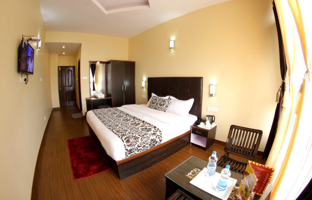 The Grand Welcome Hotel Шимла Стая снимка